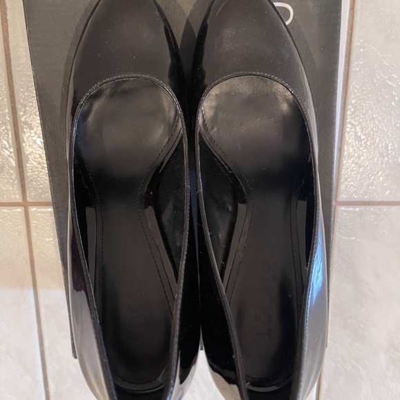 LOCALE Pegabo Black Patent Heels Size 37 - Picture 4 of 5